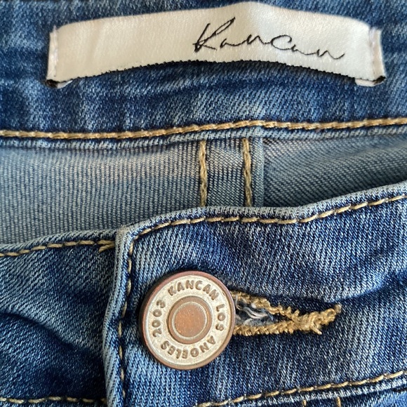 KanCan mid / high rise distressed raw hem skinny medium wash Size 31 - Picture 5 of 16